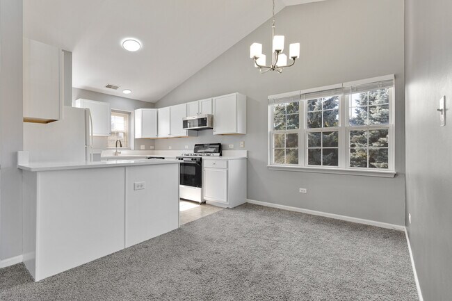 Building Photo - 2211 Waterleaf Ct