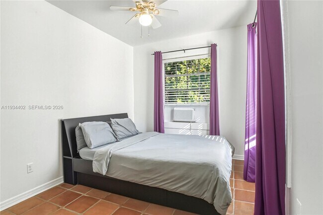 Building Photo - 842 Meridian Ave