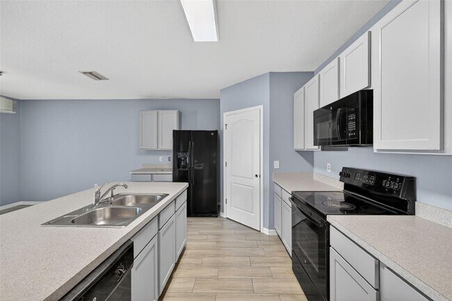 Building Photo - 4042 Wayfarer Wy