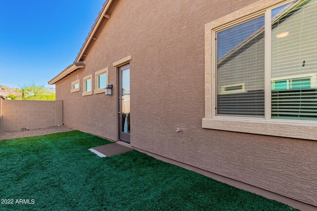 Building Photo - 18545 W Chuckwalla Canyon Rd