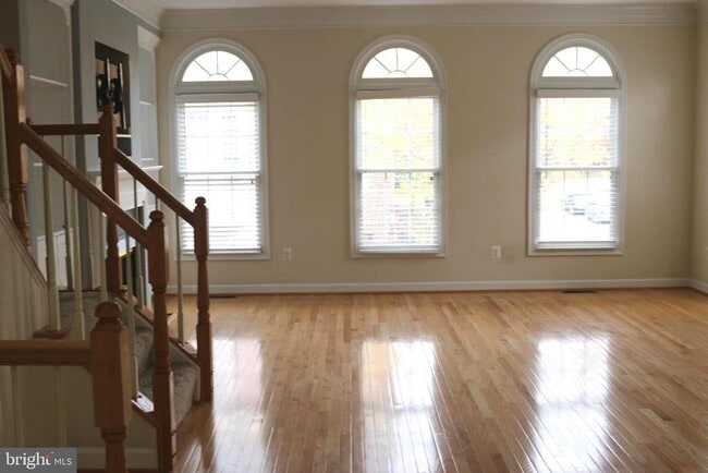 Building Photo - 1601 Leeds Castle Dr