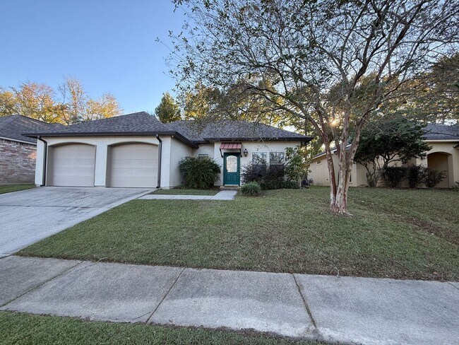 Primary Photo - Must see this Beautifull home located off Staring in Santa Rosa Subdivision