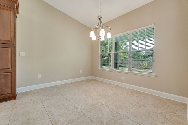 Building Photo - Gorgeous Southern Living Home in Coveted S...