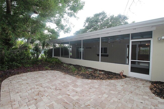 Building Photo - 6512 Bowline Dr