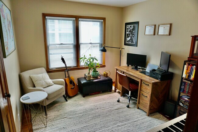 Building Photo - 5203 France Ave S