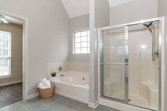 Building Photo - 906 Prairie Pass