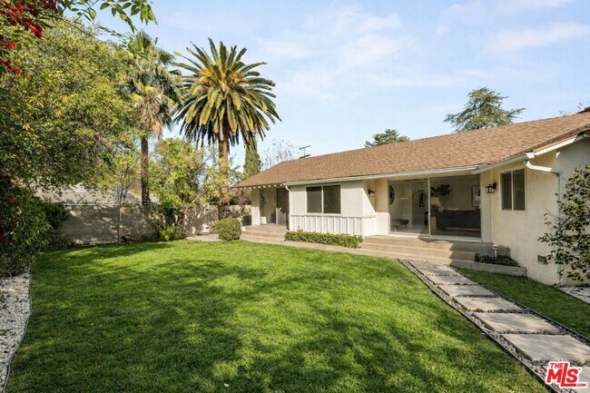 Building Photo - 23153 Gonzales Dr