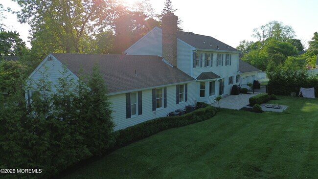 Building Photo - 220 Branch Ave