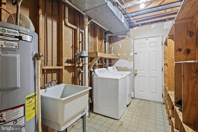 Building Photo - 11808 Bare Sky Ln