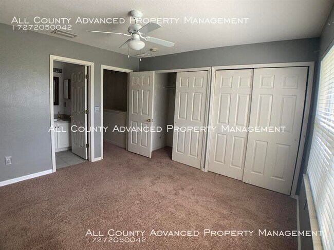 Building Photo - Waterford townhome for rent many amenities