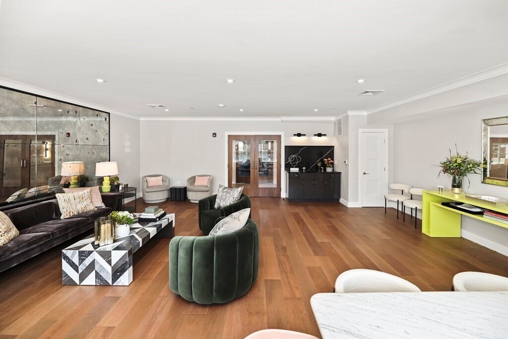 Function Room - 425 Lagrange St