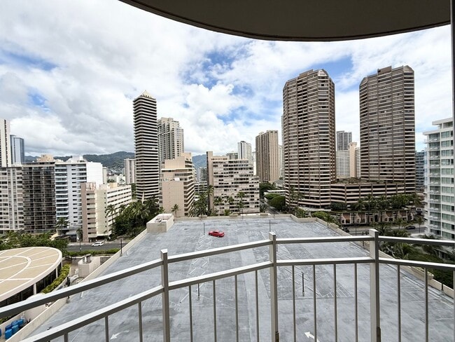 Building Photo - 1765 Ala Moana Blvd