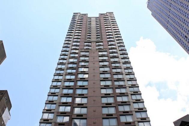 Primary Photo - 35 W 33rd St