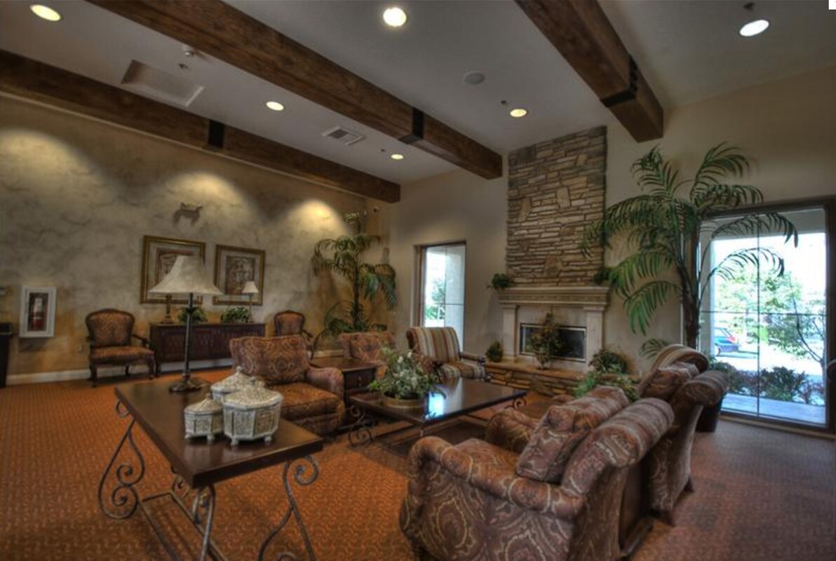 Building Photo - 1492 Berriedale Ct