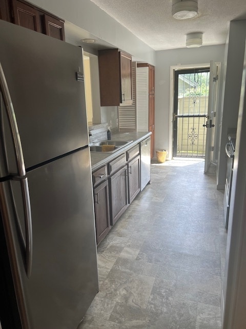 Building Photo - 46 Woodwind Ct