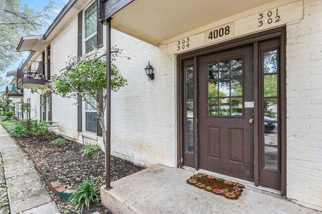 Building Photo - 4008RCC