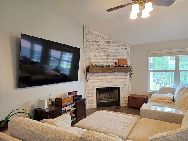 Building Photo - 4017 Kerley Ct