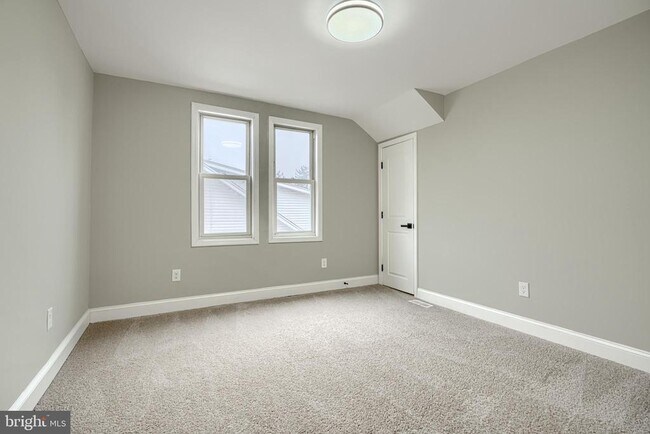 Building Photo - 3901 Forrester Ave