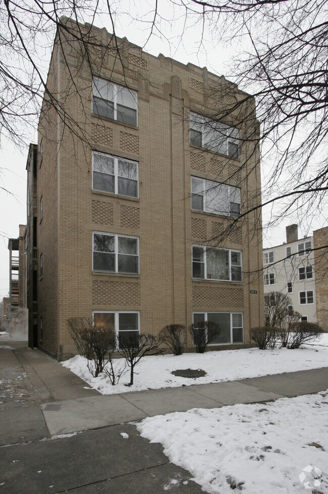Building Photo - 8025 Kilpatrick Ave