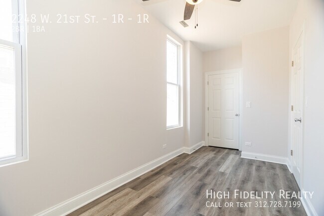 Building Photo - 2248 W 21st St