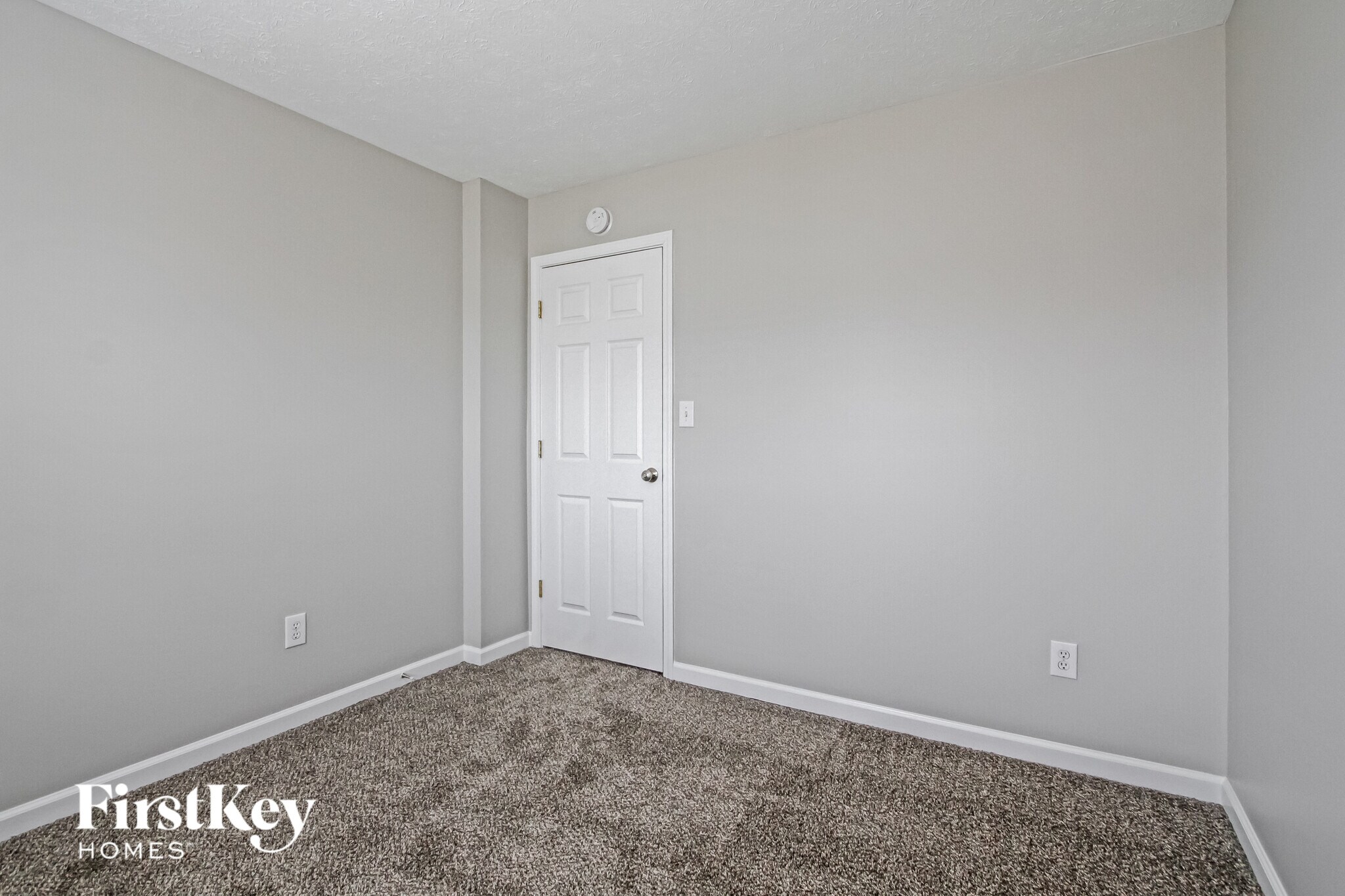 Building Photo - 6250 Twyckenham Dr