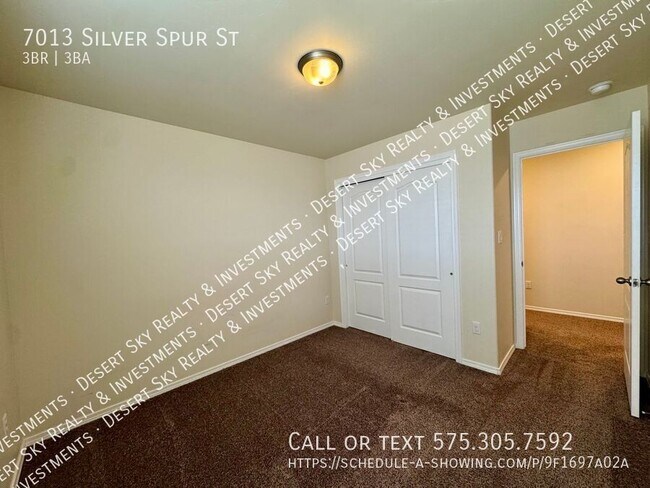 Building Photo - 7013 Silver Spur St
