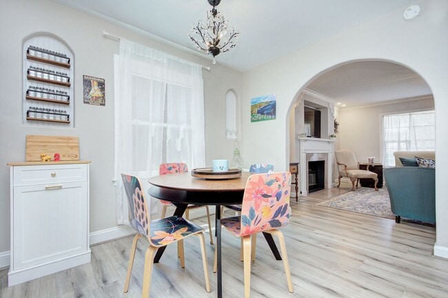 Building Photo - Discover this beautifully updated full brick single-family home in the heart of the historic Wesl...