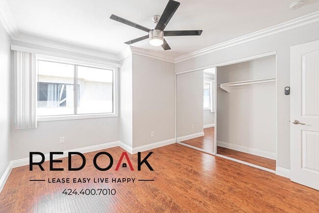 Building Photo - 5325 Cartwright Ave