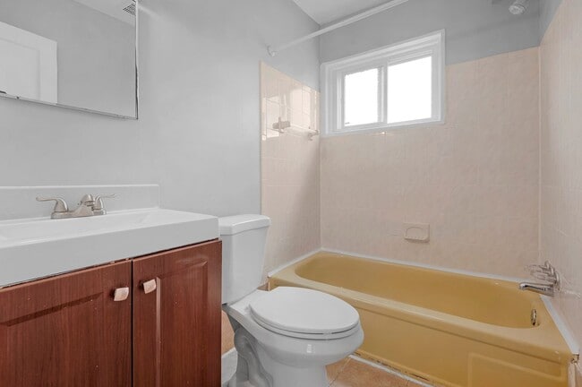 Building Photo - COMING SOON - 2 Bedroom Rental in Temple Hills