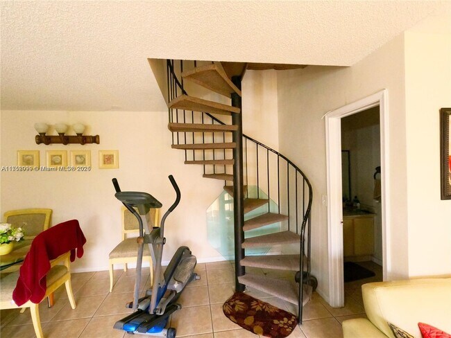 Building Photo - 8540 SW 149th Ave