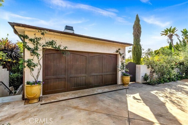 Building Photo - 31512 Bluff Dr