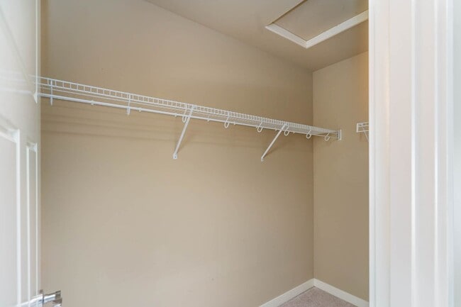Building Photo - 5Bd/3Ba Lynnwood Home