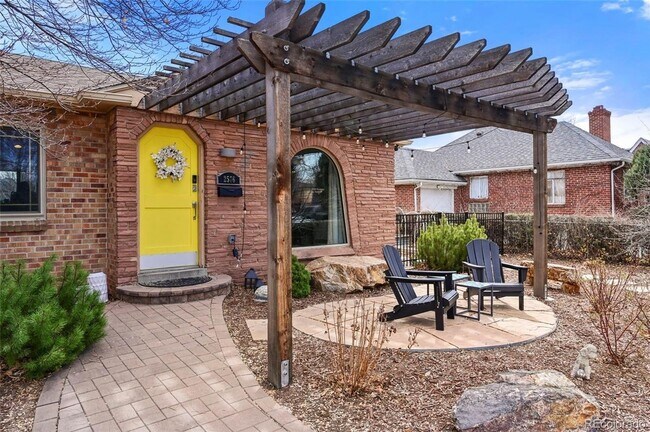 Building Photo - 4BD, 3BA Park Hill Home with Yard and 2-Car Garage
