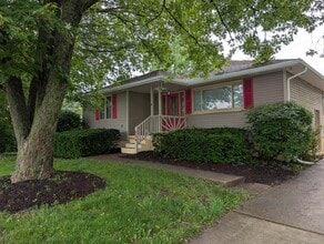 Building Photo - 454 Diley Rd