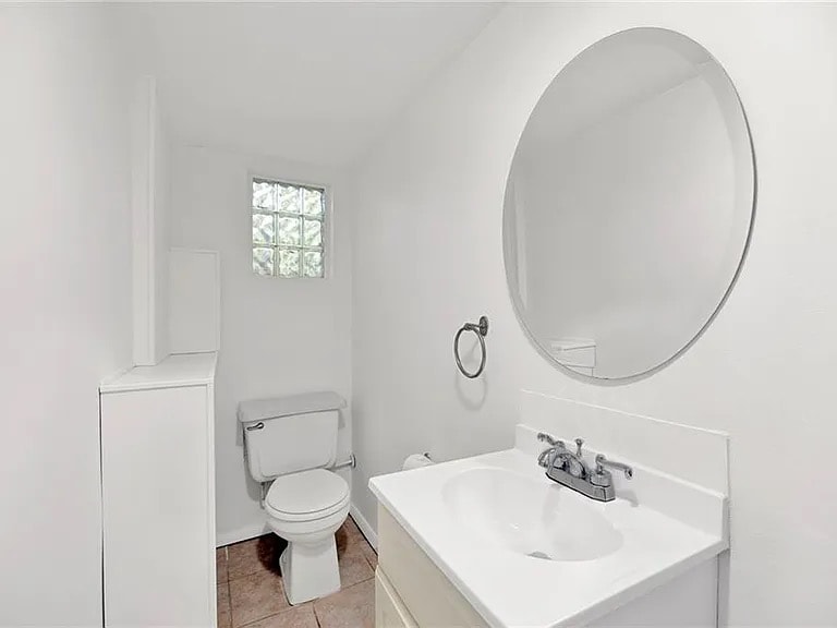 Building Photo - 125 Bertha Pl