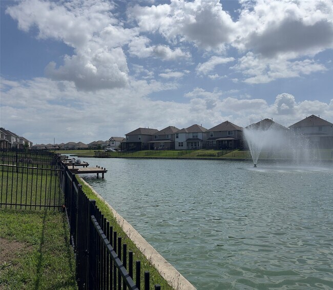 Building Photo - 3831 W Alessano Ln