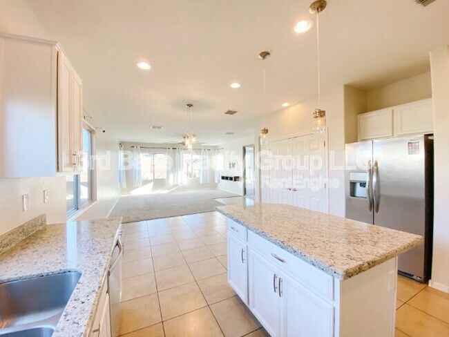 Building Photo - 20472 W Park Meadows Dr