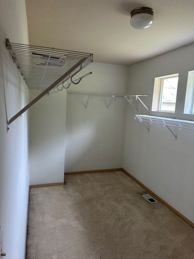 Building Photo - Charming 3 beds 2.5 bath house in Bothell!