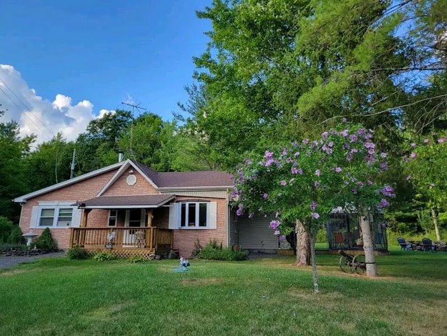 Building Photo - 172 Toles Hollow Rd