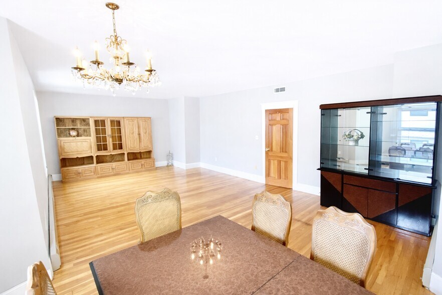 Living/Dining Room Combo - 208 Rawson Rd