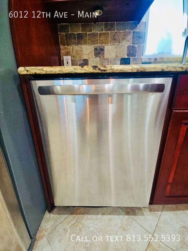 Building Photo - 6012 12th Ave