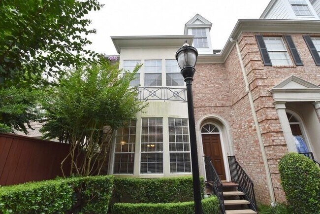 Primary Photo - 6841 Staffordshire Blvd