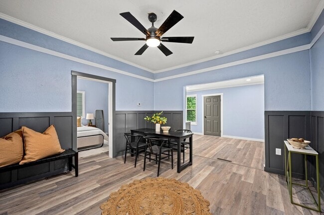 Building Photo - 1829 E 14th Ave