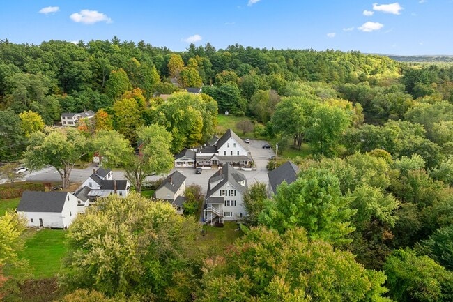 Building Photo - 12 Eastman St