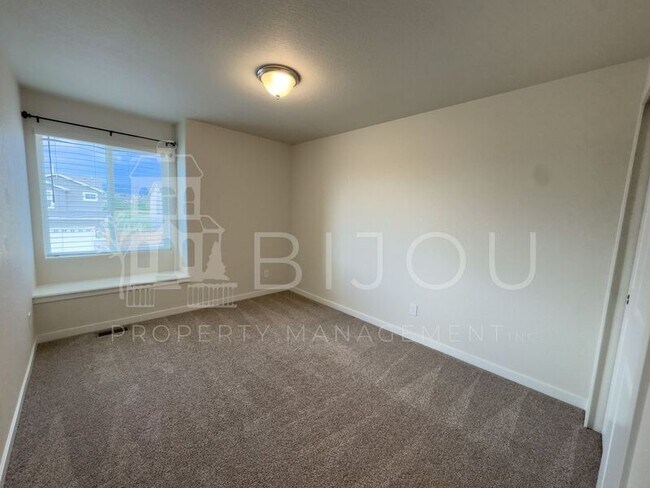 Building Photo - 6933 Bigtooth Maple Dr