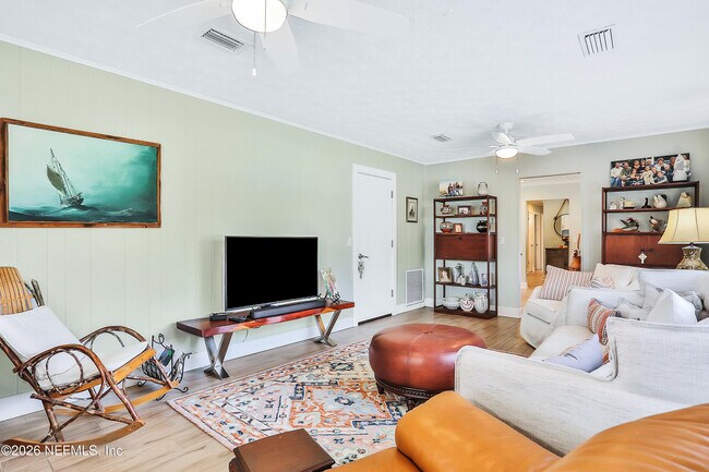 Building Photo - 33 Sailfish Dr