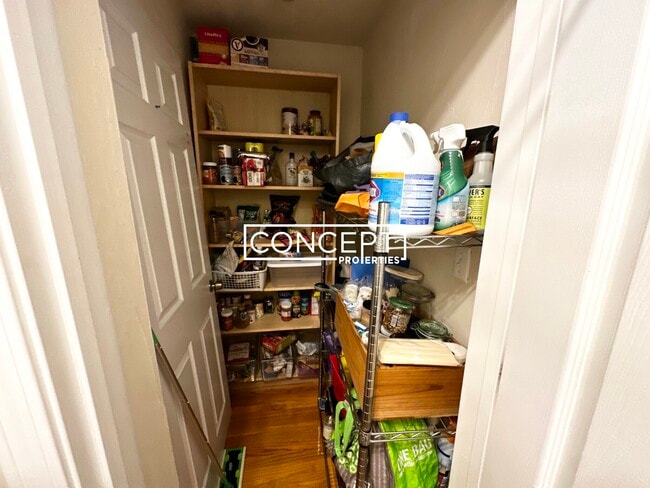 Building Photo - 84 Fenway