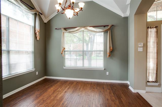 Building Photo - 2221 Briary Trace Ct