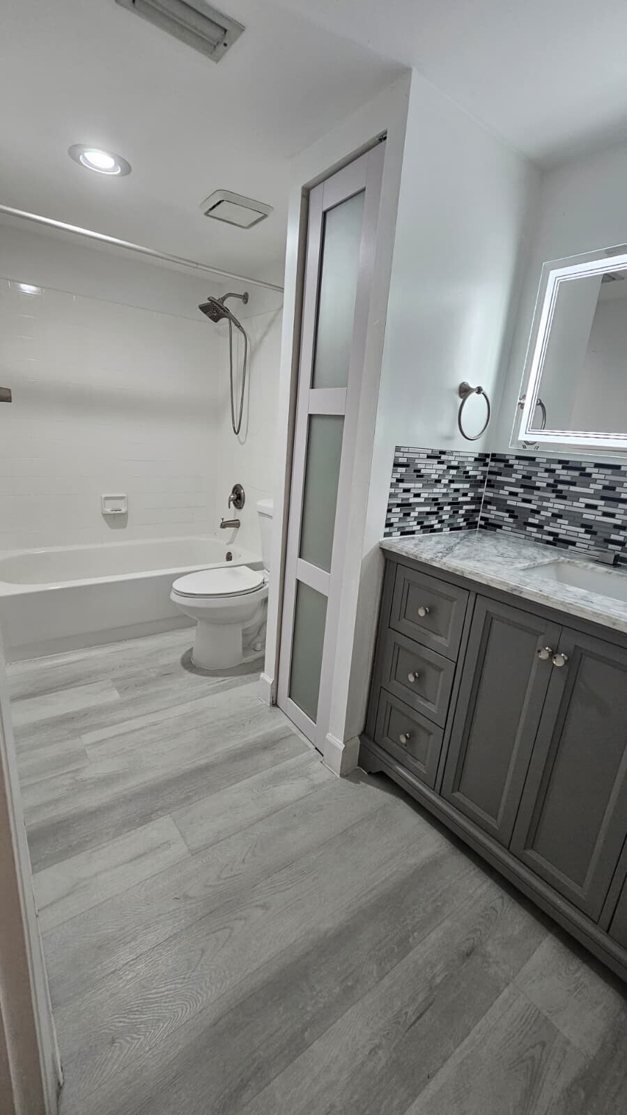 Building Photo - 11880 SW 13th Ct