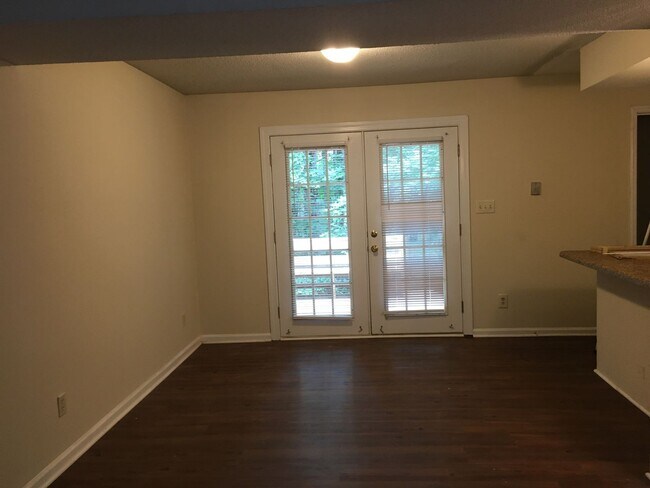 Building Photo - 5308